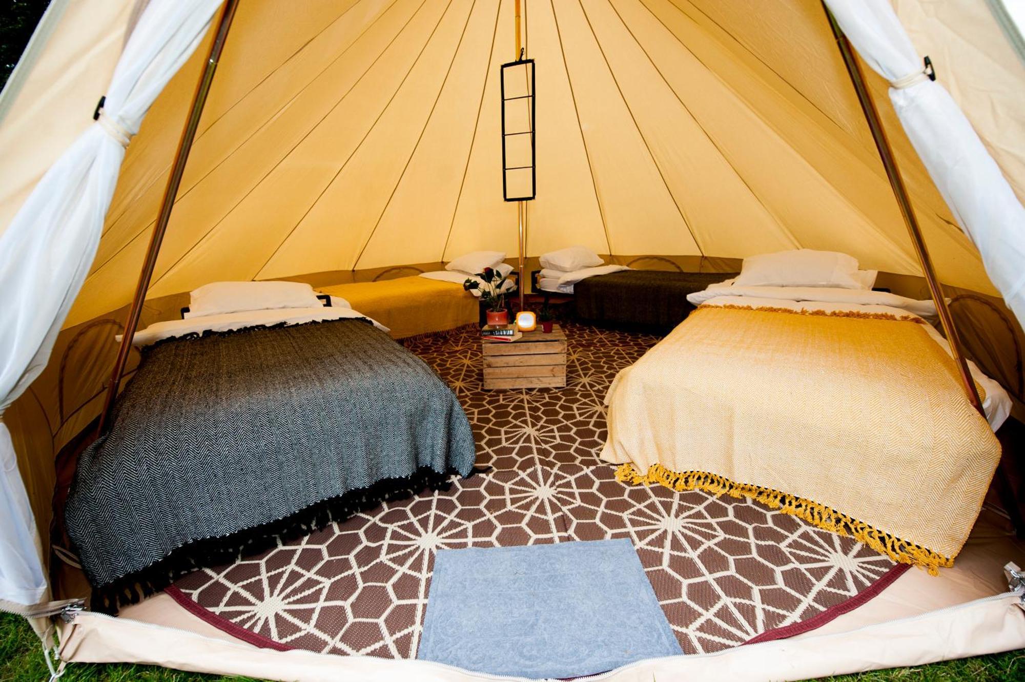 Nine Yards Bell Tents At The Tt - 캐슬타운 외부 사진
